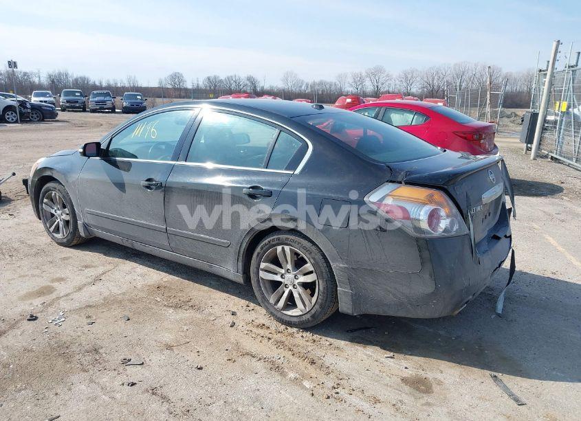 Photo 3 of 2012 Nissan Altima 3.5 SR (VIN 1N4BL2AP2CC201625)