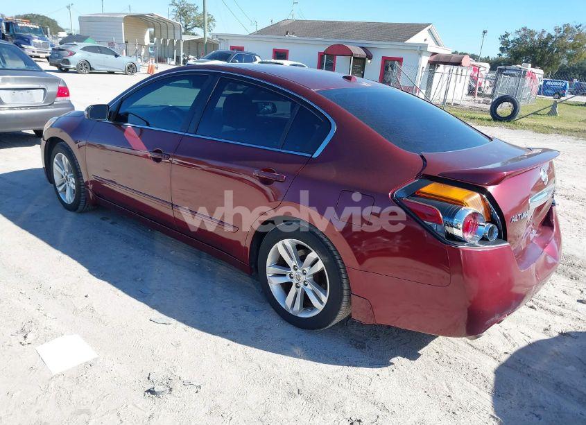 Photo 3 of 2010 Nissan Altima 3.5 SR (VIN 1N4BL2AP3AN524891)