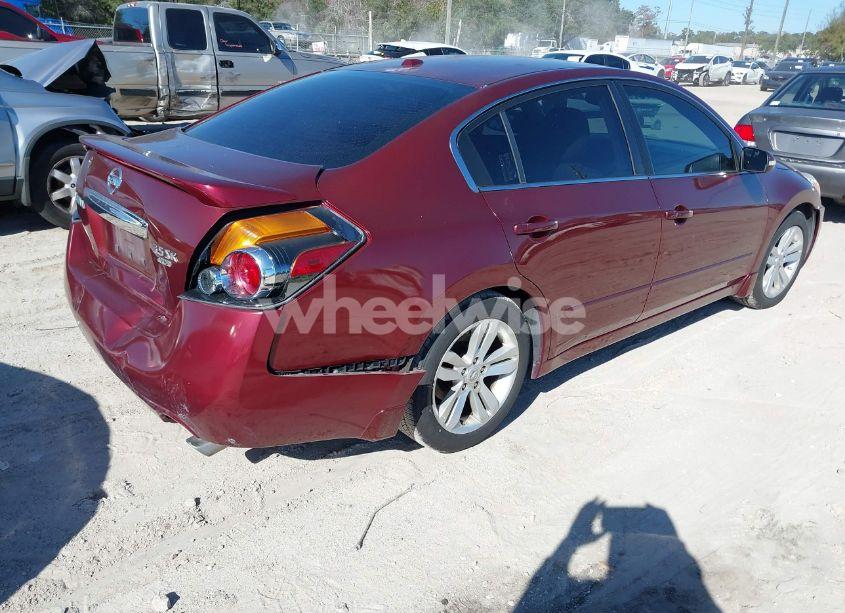 Photo 4 of 2010 Nissan Altima 3.5 SR (VIN 1N4BL2AP3AN524891)