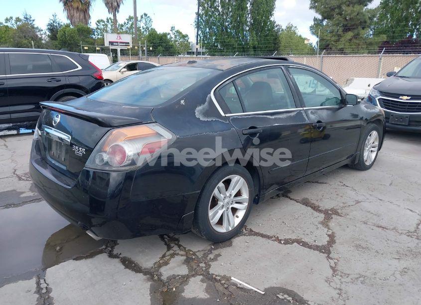 Photo 4 of 2011 Nissan Altima 3.5 SR (VIN 1N4BL2AP3BN461194)