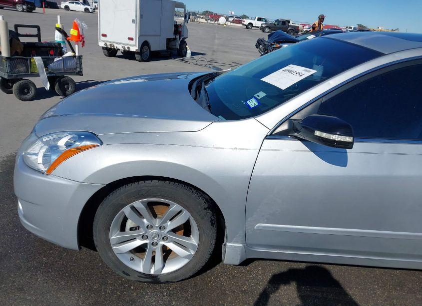 Photo 17 of 2012 Nissan Altima 3.5 SR (VIN 1N4BL2AP3CC122495)