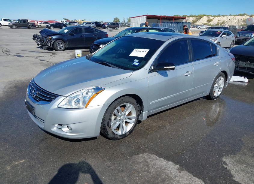 Photo 2 of 2012 Nissan Altima 3.5 SR (VIN 1N4BL2AP3CC122495)