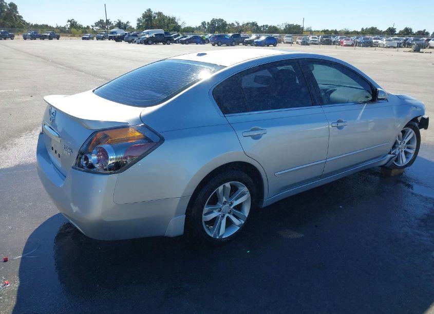 Photo 4 of 2012 Nissan Altima 3.5 SR (VIN 1N4BL2AP3CC122495)