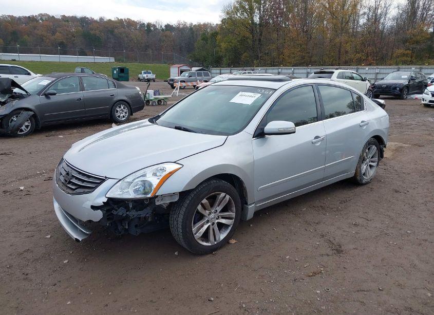 Photo 2 of 2012 Nissan Altima 3.5 SR (VIN 1N4BL2AP3CN535361)