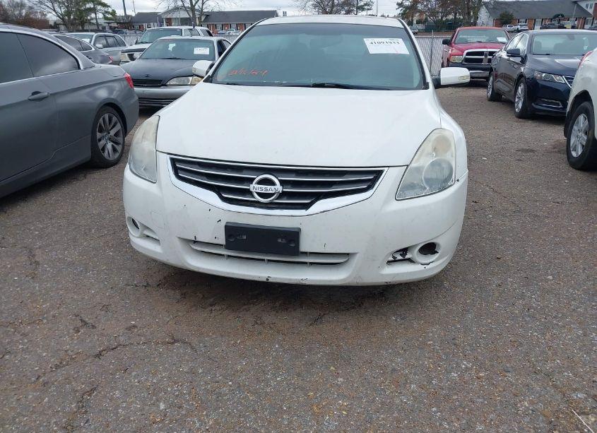 Photo 6 of 2010 Nissan Altima 3.5 SR (VIN 1N4BL2AP5AC103749)