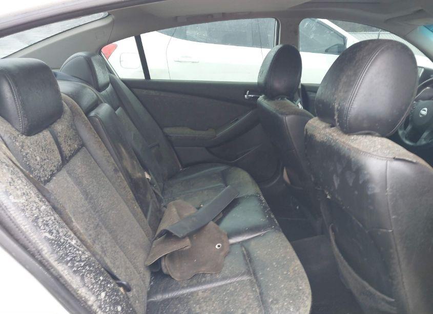 Photo 8 of 2010 Nissan Altima 3.5 SR (VIN 1N4BL2AP5AC103749)