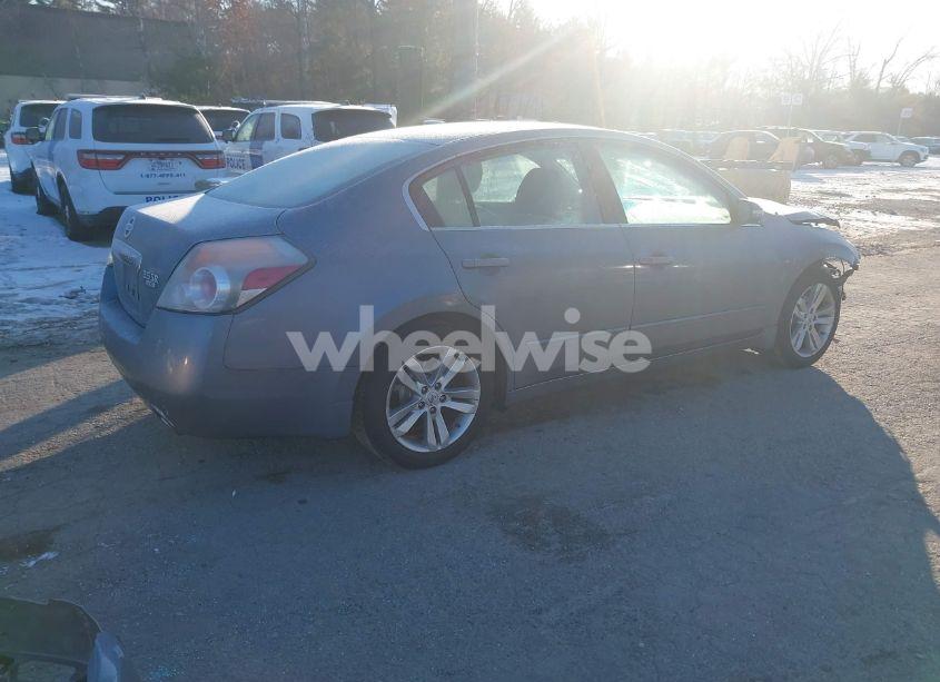 Photo 4 of 2011 Nissan Altima 3.5 SR (VIN 1N4BL2AP5BN516843)