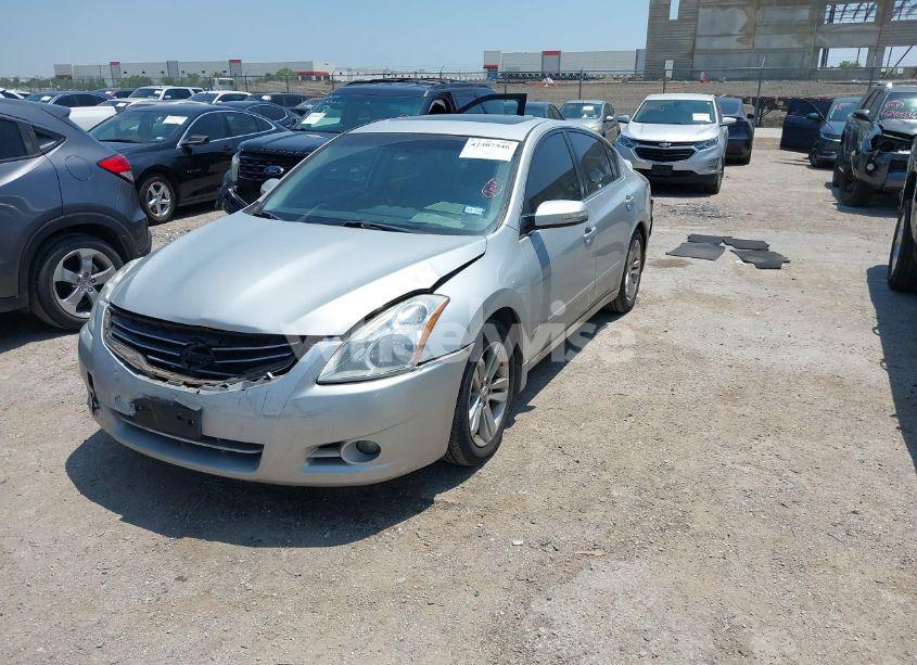 Photo 2 of 2012 Nissan Altima 3.5 SR (VIN 1N4BL2AP5CC143185)