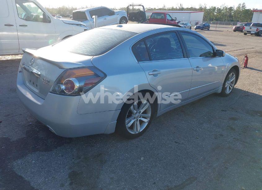 Photo 4 of 2012 Nissan Altima 3.5 SR (VIN 1N4BL2AP5CC151206)
