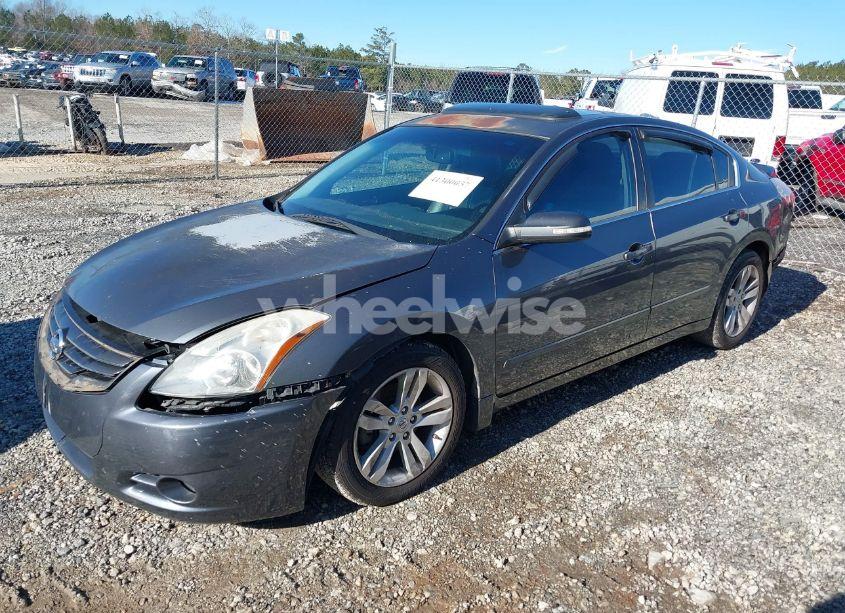 Photo 2 of 2012 Nissan Altima 3.5 SR (VIN 1N4BL2AP5CC200999)