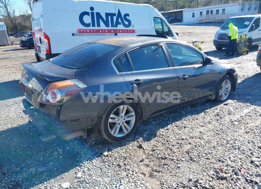 Photo 4 of 2012 Nissan Altima 3.5 SR (VIN 1N4BL2AP5CC200999)