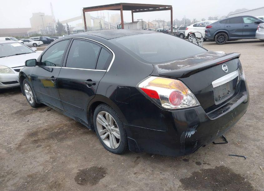 Photo 3 of 2010 Nissan Altima 3.5 SR (VIN 1N4BL2AP6AN518633)