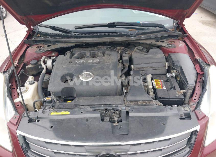 Photo 10 of 2010 Nissan Altima 3.5 SR (VIN 1N4BL2AP6AN565399)