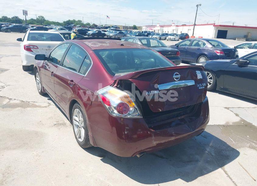 Photo 3 of 2010 Nissan Altima 3.5 SR (VIN 1N4BL2AP6AN565399)