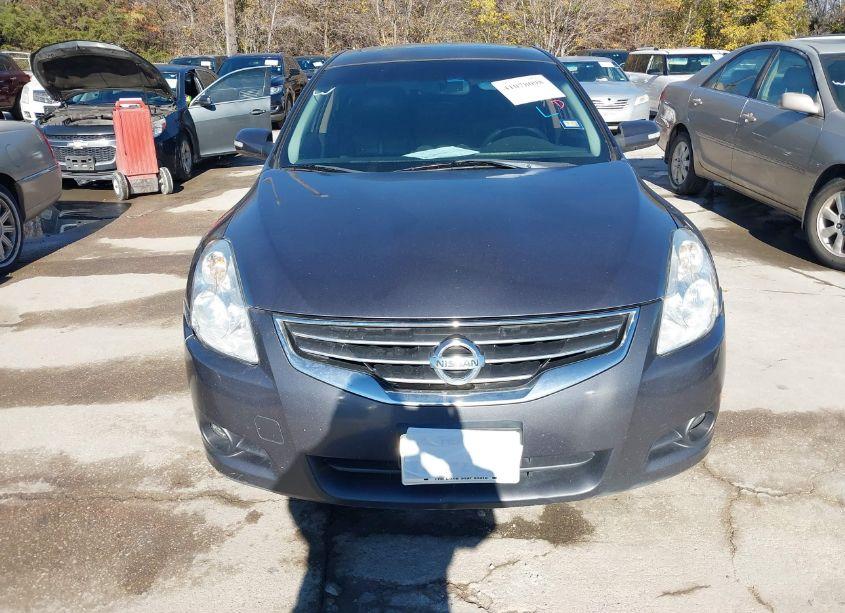 Photo 6 of 2011 Nissan Altima 3.5 SR (VIN 1N4BL2AP6BN457592)