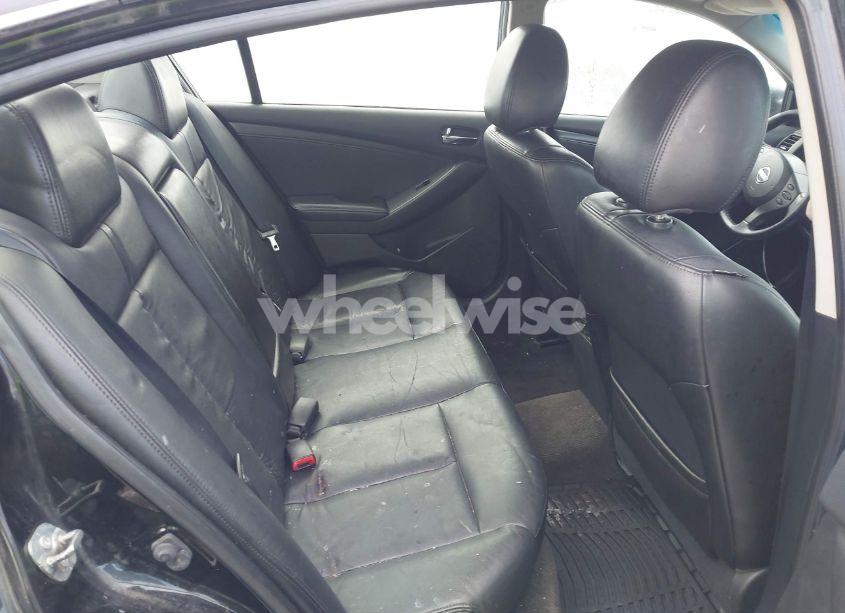 Photo 8 of 2011 Nissan Altima 3.5 SR (VIN 1N4BL2AP6BN468771)