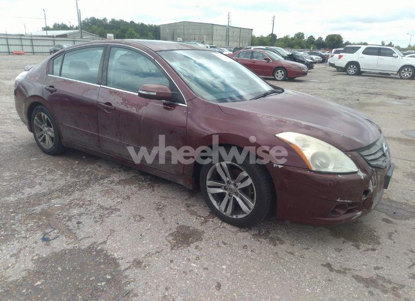 2011 Nissan Altima 3.5 SR (VIN 1N4BL2AP6BN493671) main photo