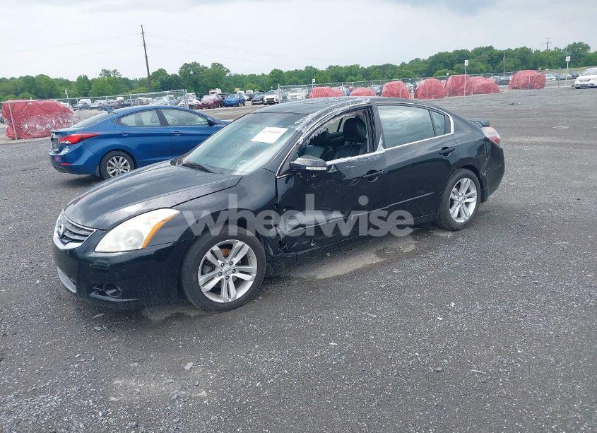 Photo 2 of 2012 Nissan Altima 3.5 SR (VIN 1N4BL2AP6CN501530)