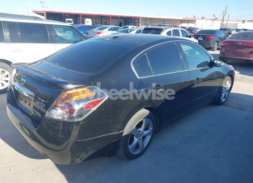 Photo 4 of 2010 Nissan Altima 3.5 SR (VIN 1N4BL2AP7AN416175)