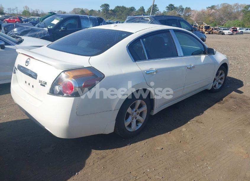 Photo 4 of 2010 Nissan Altima 3.5 SR (VIN 1N4BL2AP7AN462833)