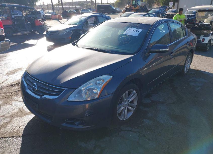 Photo 2 of 2012 Nissan Altima 3.5 SR (VIN 1N4BL2AP7CN514562)