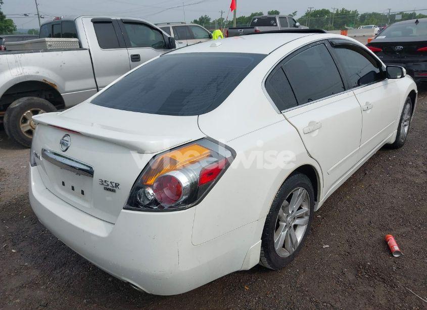 Photo 4 of 2010 Nissan Altima 3.5 SR (VIN 1N4BL2AP8AC181961)