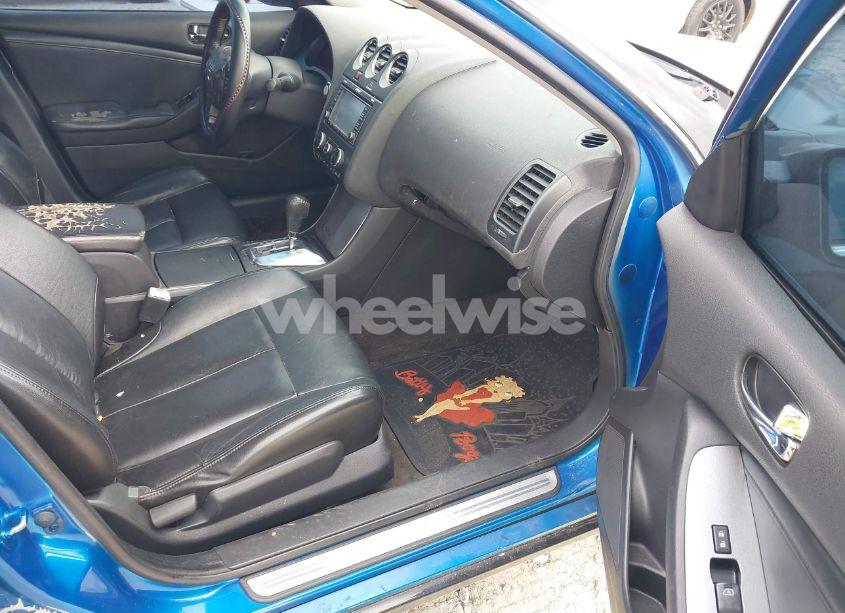 Photo 5 of 2011 Nissan Altima 3.5 SR (VIN 1N4BL2AP8BN428630)