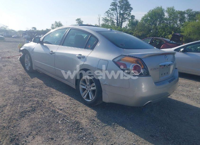 Photo 3 of 2012 Nissan Altima 3.5 SR (VIN 1N4BL2AP8CC128650)