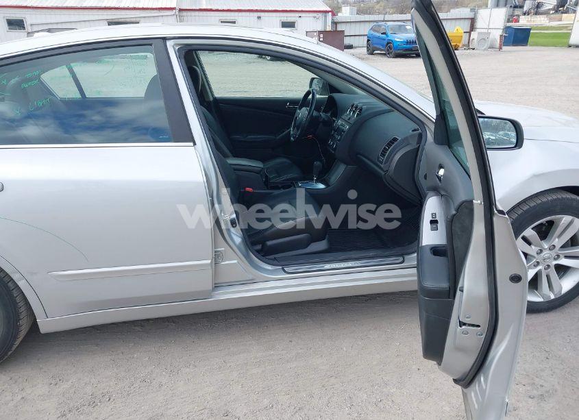 Photo 5 of 2012 Nissan Altima 3.5 SR (VIN 1N4BL2AP8CN416172)