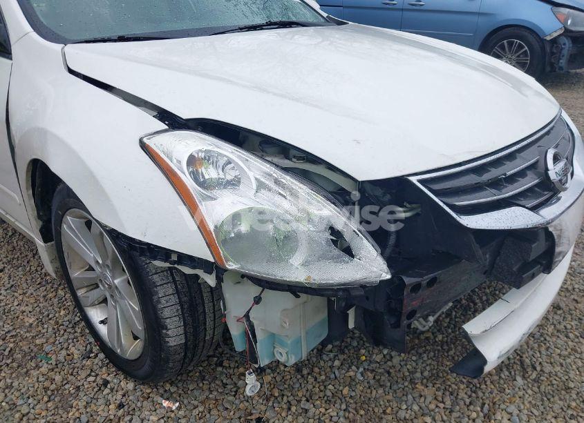 Photo 6 of 2010 Nissan Altima 3.5 SR (VIN 1N4BL2AP9AC101986)