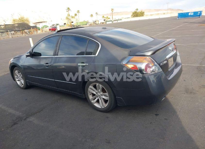 Photo 3 of 2012 Nissan Altima 3.5 SR (VIN 1N4BL2AP9CN485968)