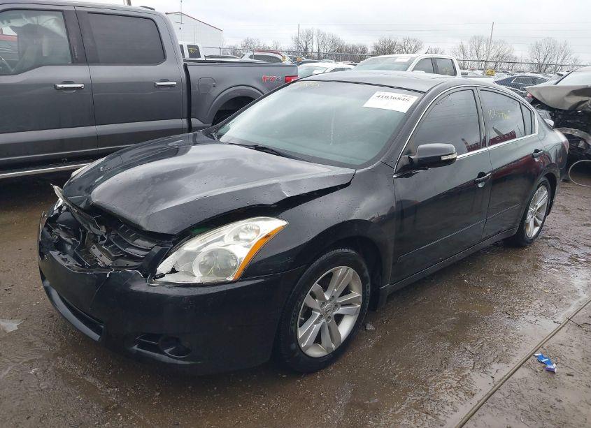 Photo 2 of 2012 Nissan Altima 3.5 SR (VIN 1N4BL2AP9CN565139)