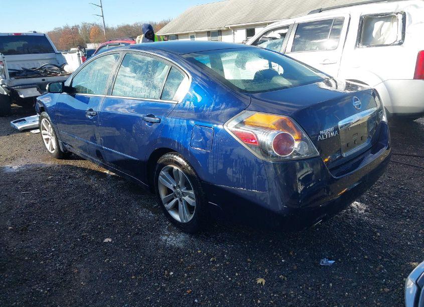 Photo 3 of 2010 Nissan Altima 3.5 SR (VIN 1N4BL2APXAC111359)