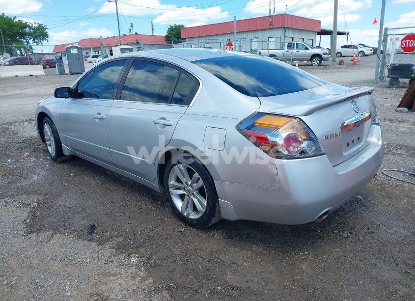 Photo 3 of 2011 Nissan Altima 3.5 SR (VIN 1N4BL2APXBC159817)