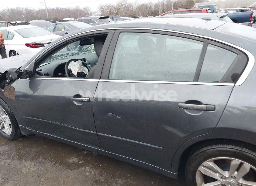 Photo 13 of 2011 Nissan Altima 3.5 SR (VIN 1N4BL2APXBN466036)