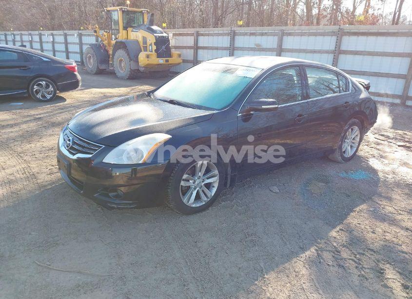Photo 2 of 2012 Nissan Altima 3.5 SR (VIN 1N4BL2APXCC256596)