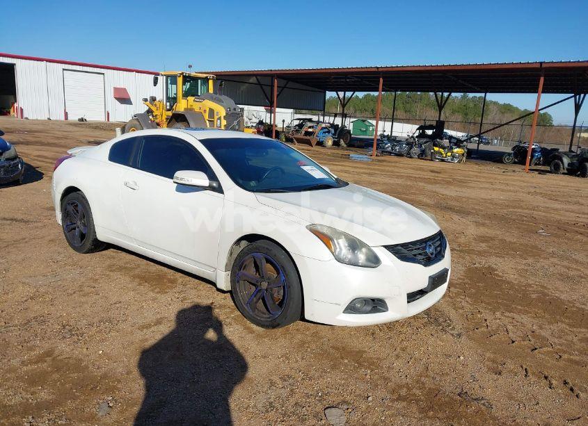 2011 Nissan Altima 3.5 SR (VIN 1N4BL2EP5BC128422) main photo