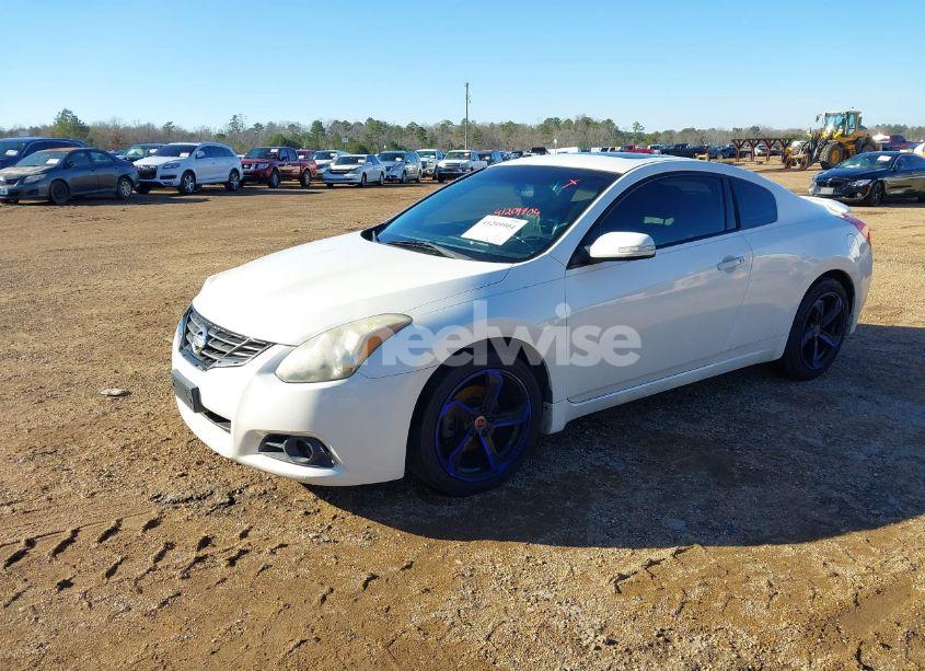 Photo 2 of 2011 Nissan Altima 3.5 SR (VIN 1N4BL2EP5BC128422)