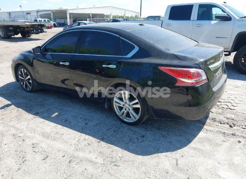 Photo 3 of 2013 Nissan Altima 3.5 SV (VIN 1N4BL3AP0DC213375)