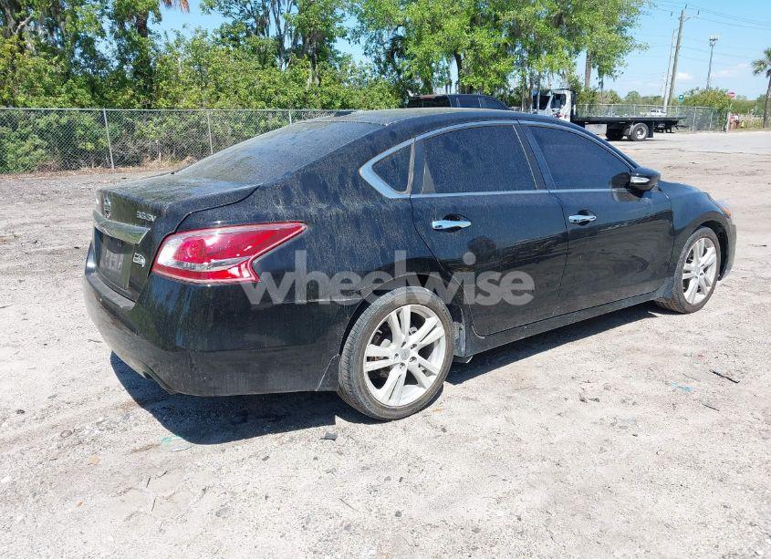 Photo 4 of 2013 Nissan Altima 3.5 SV (VIN 1N4BL3AP0DC213375)