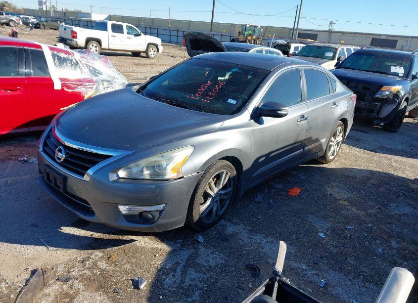 Photo 2 of 2014 Nissan Altima 3.5 SL (VIN 1N4BL3AP0EC271083)