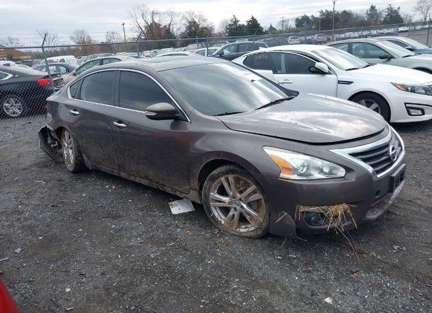 2015 Nissan Altima 3.5 S/3.5 SL/3.5 SV (VIN 1N4BL3AP0FC489963) main photo