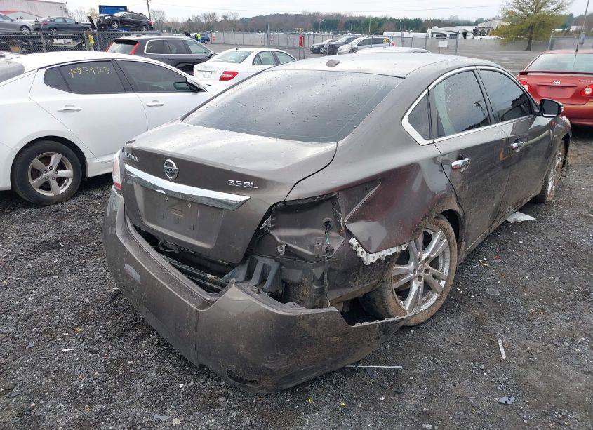 Photo 6 of 2015 Nissan Altima 3.5 S/3.5 SL/3.5 SV (VIN 1N4BL3AP0FC489963)