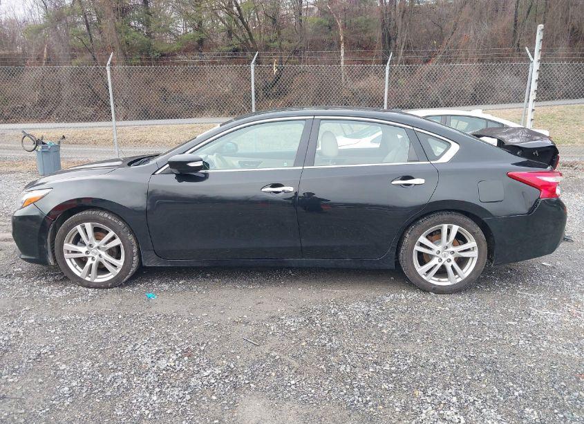 Photo 14 of 2016 Nissan Altima 3.5 SL (VIN 1N4BL3AP0GC129531)