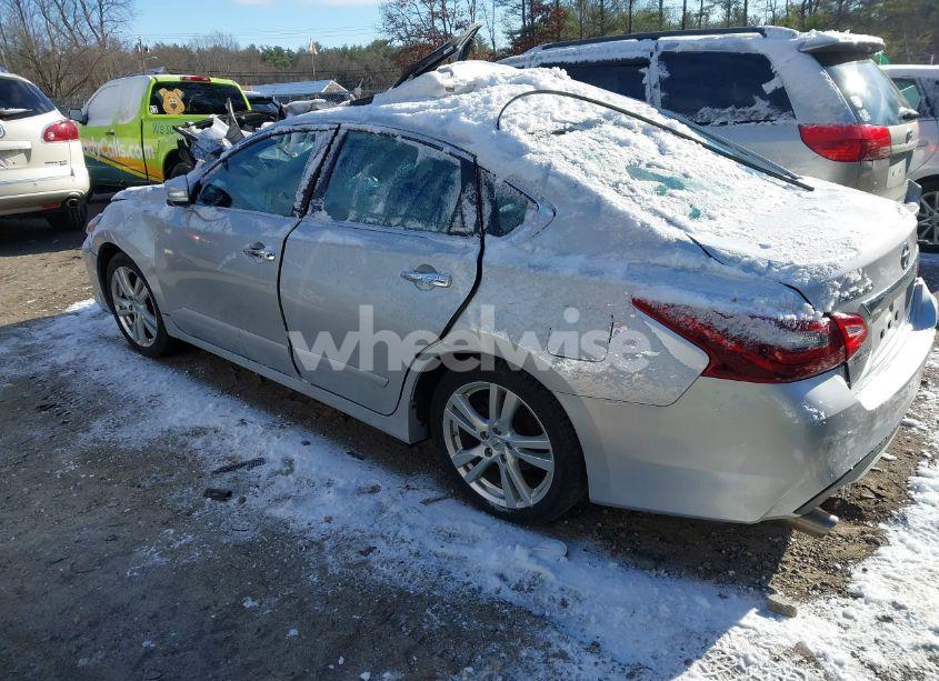 Photo 3 of 2016 Nissan Altima 3.5 SL (VIN 1N4BL3AP0GC148791)