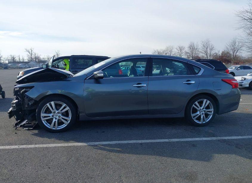 Photo 14 of 2016 Nissan Altima 3.5 SL/3.5 SR (VIN 1N4BL3AP0GC154798)