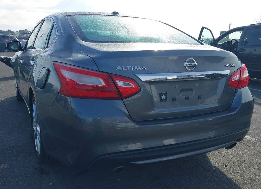 Photo 3 of 2016 Nissan Altima 3.5 SL/3.5 SR (VIN 1N4BL3AP0GC154798)