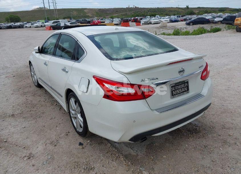 Photo 3 of 2016 Nissan Altima 3.5 SL (VIN 1N4BL3AP0GC164425)