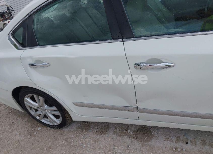 Photo 6 of 2016 Nissan Altima 3.5 SL (VIN 1N4BL3AP0GC164425)