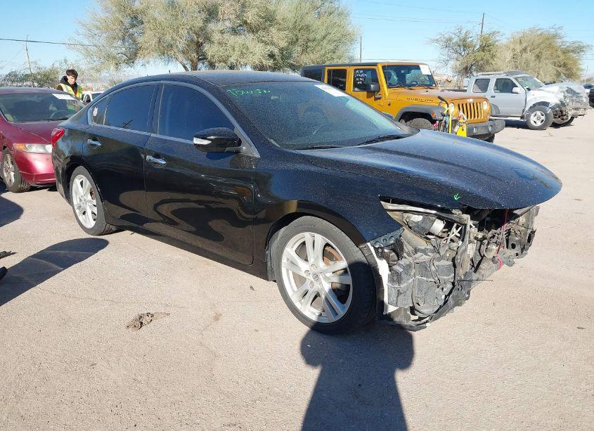 2017 Nissan Altima 3.5 SL/3.5 SR (VIN 1N4BL3AP0HC111905) main photo